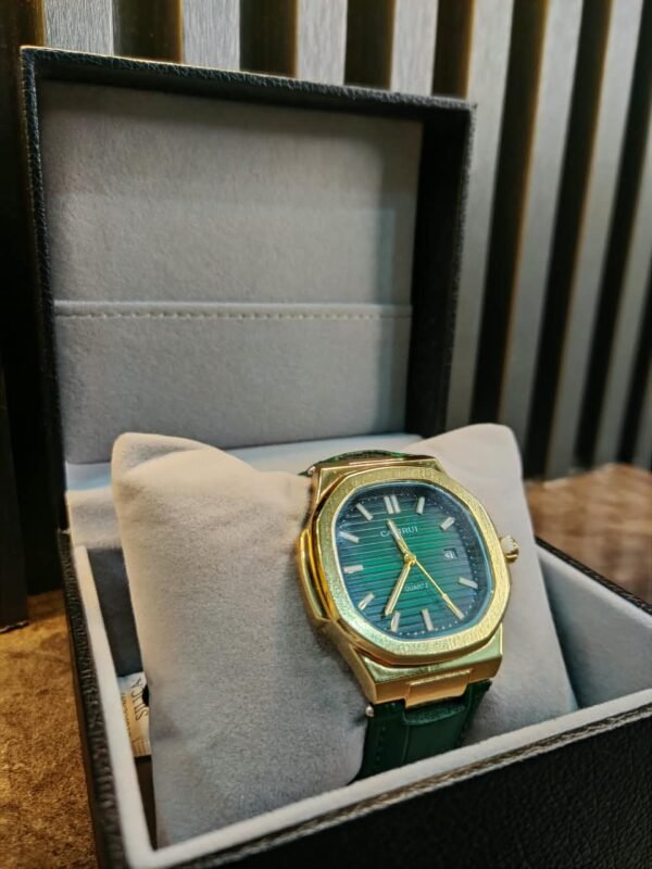 WhatsApp Image 2026-08-31 at 18.44.05 (1) Emerald Royale — Gold & Green Classic Watch